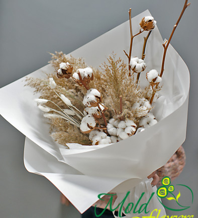 Bouquet with cotton and dried flowers photo 394x433